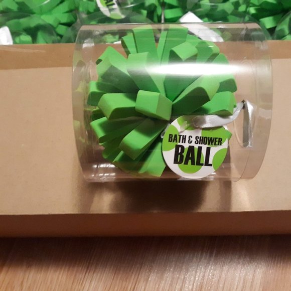 Green B NO 9 Bath & Shower Balls Box of 12 Resellers A105 - Picture 1 of 3